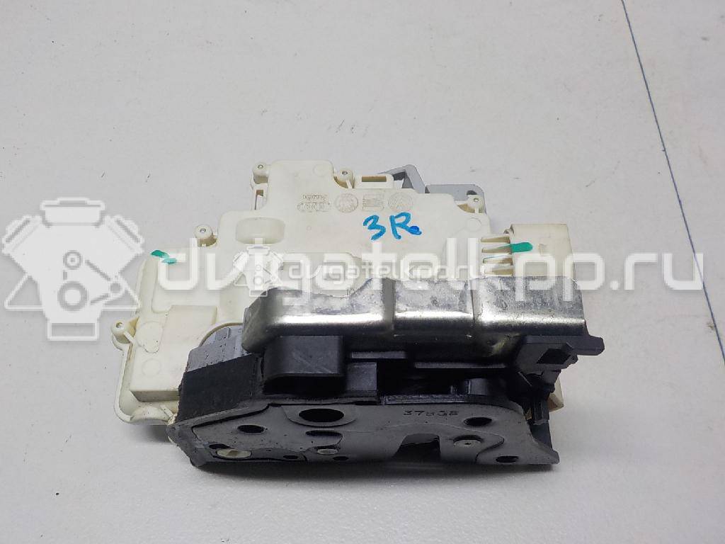 Фото Замок двери задней правой  8K0839016 для Audi A4 {forloop.counter}}