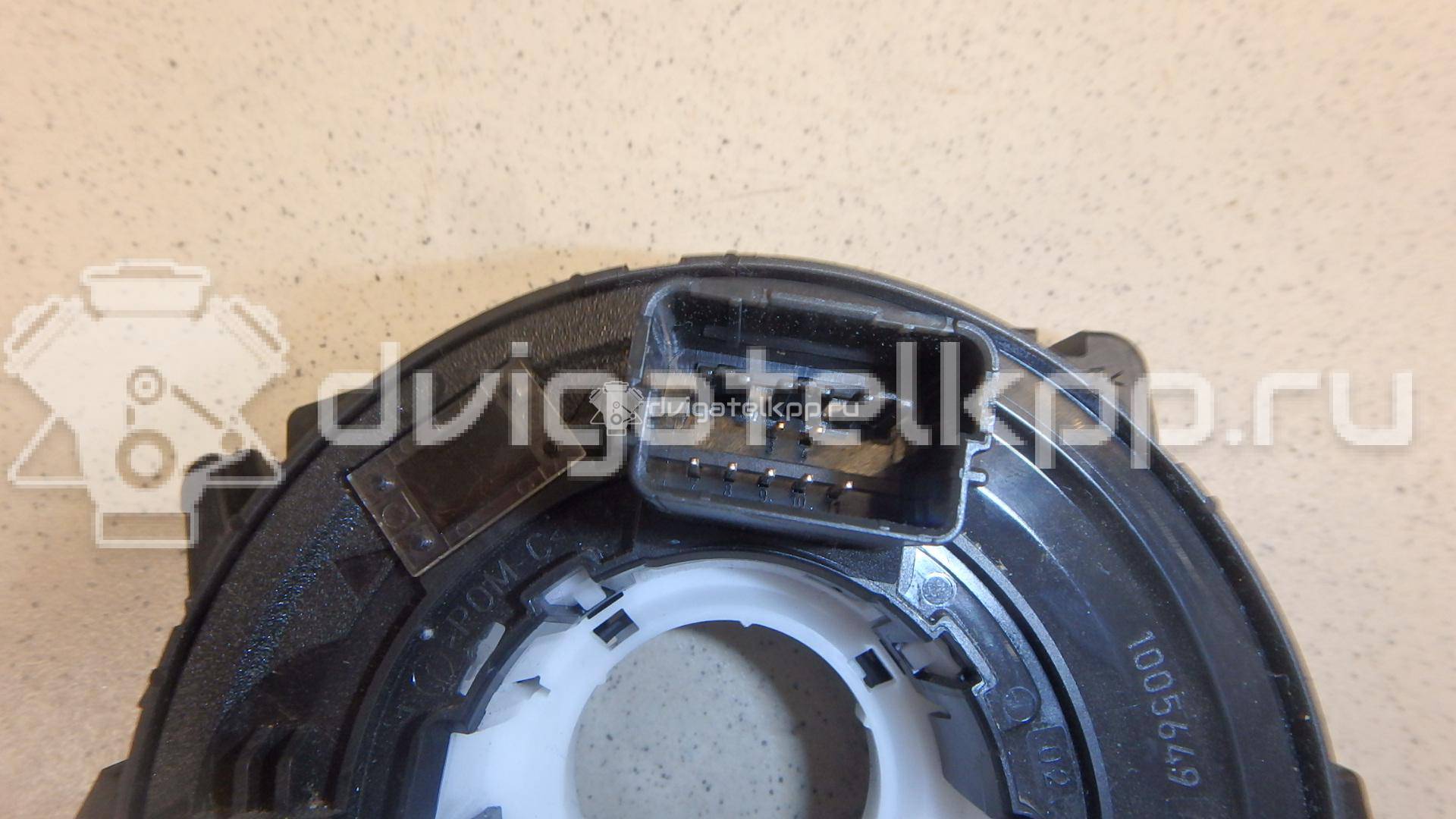 Фото Механизм подрулевой для SRS (ленточный)  5Q0953549E для Audi A3 {forloop.counter}}