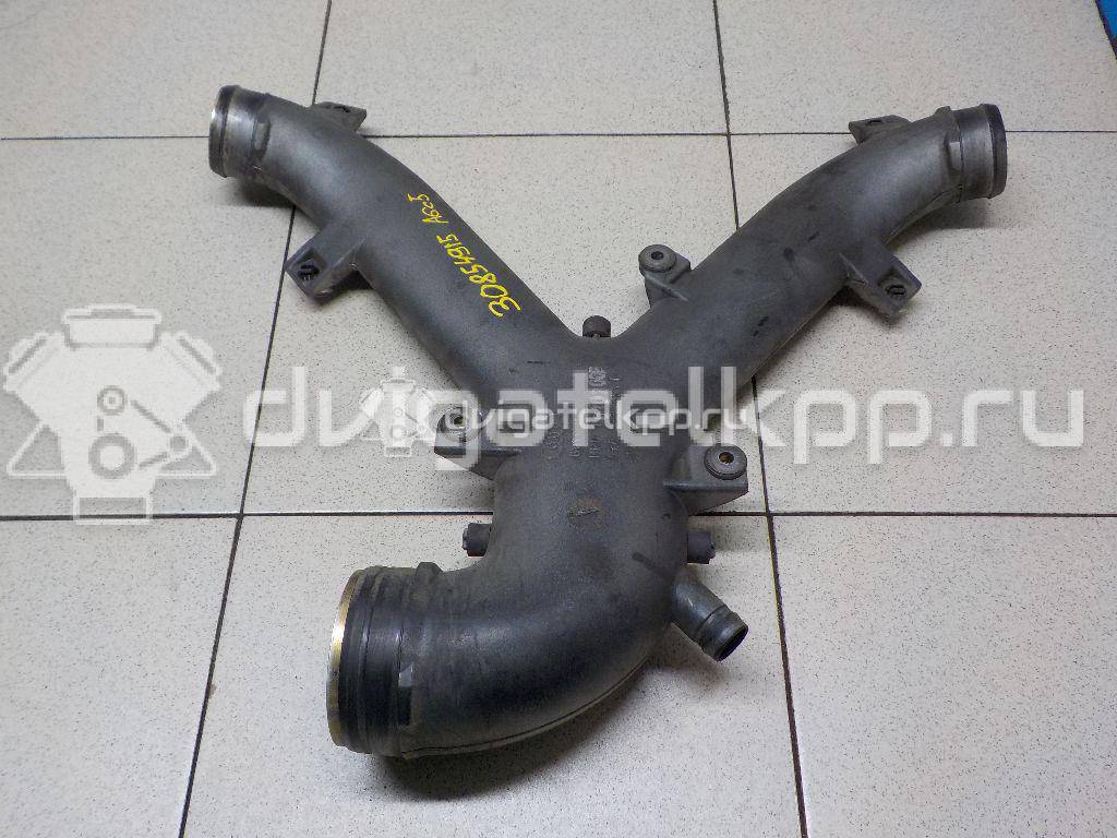 Фото Патрубок воздушного фильтра  078133351C для Audi Allroad / A4 / A6 {forloop.counter}}