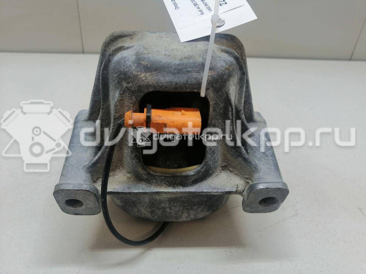 Фото Опора двигателя левая  8K0199381NL для Audi A5 / A4 / Q5 {forloop.counter}}