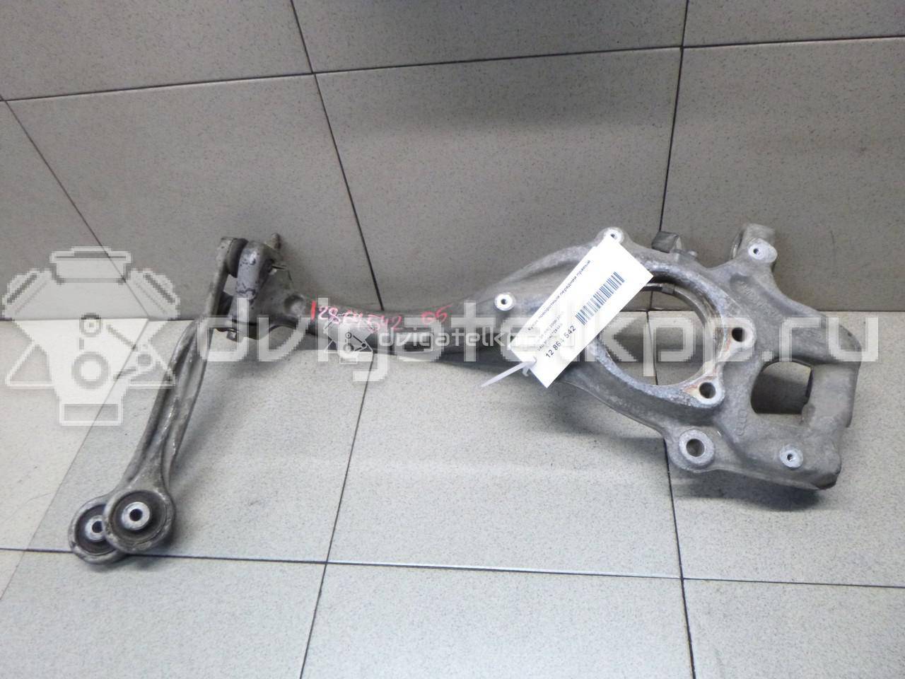 Фото Кулак поворотный передний правый  8K0407254AA для Audi A5 / A4 / Q5 {forloop.counter}}