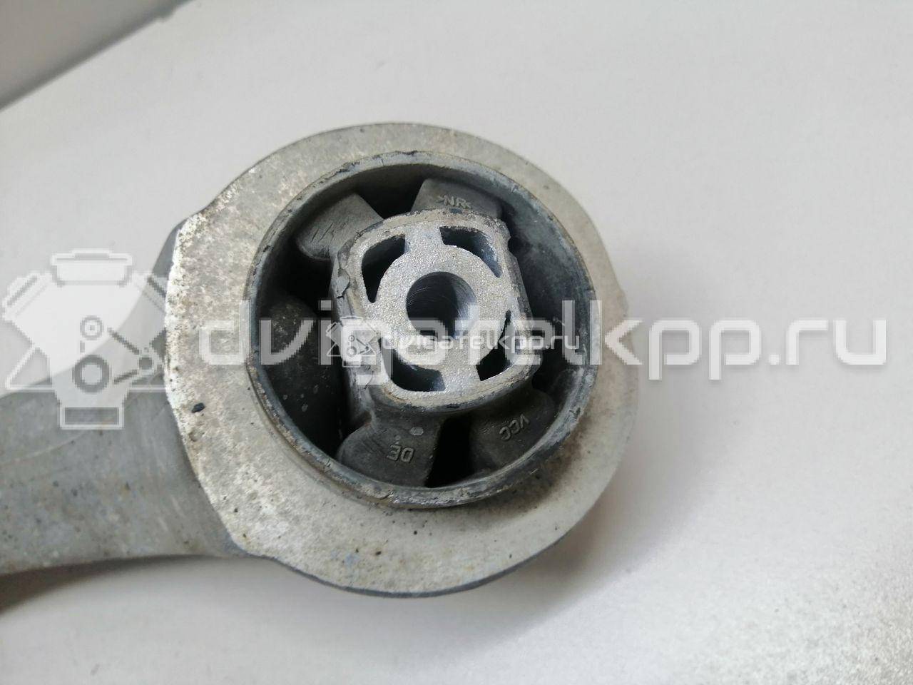 Фото Рычаг передний нижний правый задний  8K0407694T для Audi A5 / A4 / Q5 {forloop.counter}}