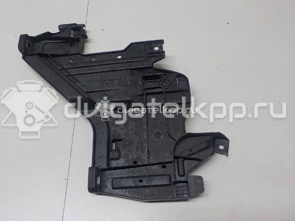 Фото Кронштейн крепления фары  8K0941454 для Audi A4 {forloop.counter}}