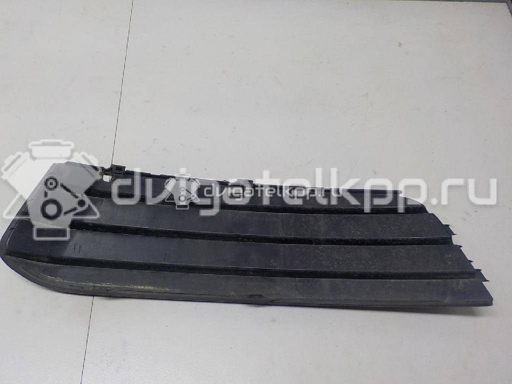 Фото Решетка в бампер правая  8k080768201c для Audi A4 {forloop.counter}}