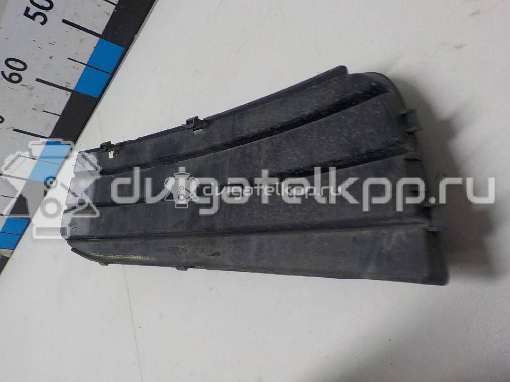 Фото Решетка в бампер правая  8k080768201c для Audi A4 {forloop.counter}}