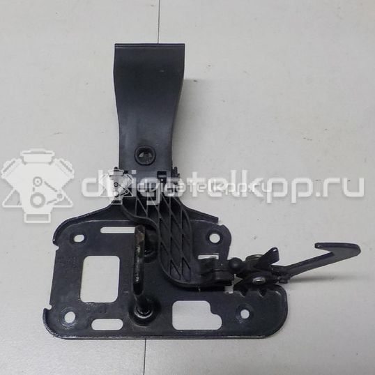 Фото Крючок капота  8T0823480 для audi A4 [B8]