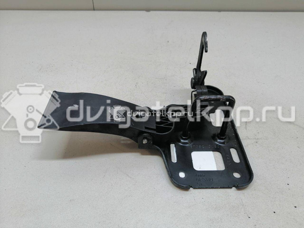 Фото Крючок капота  8T0823480 для audi A4 [B8] {forloop.counter}}
