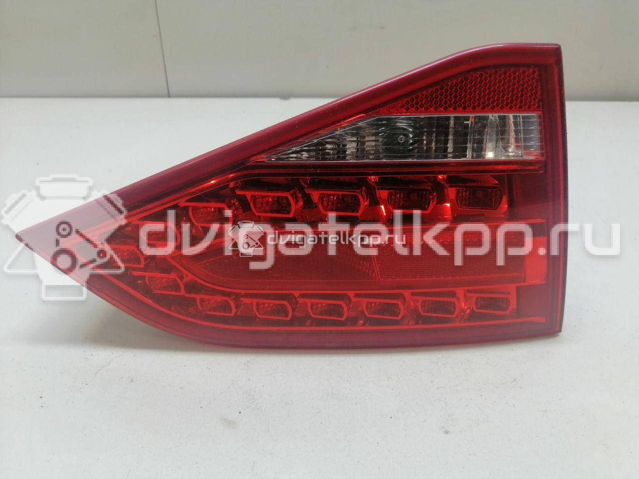 Фото Фонарь задний внутренний левый  8K5945093B для Audi A4 {forloop.counter}}