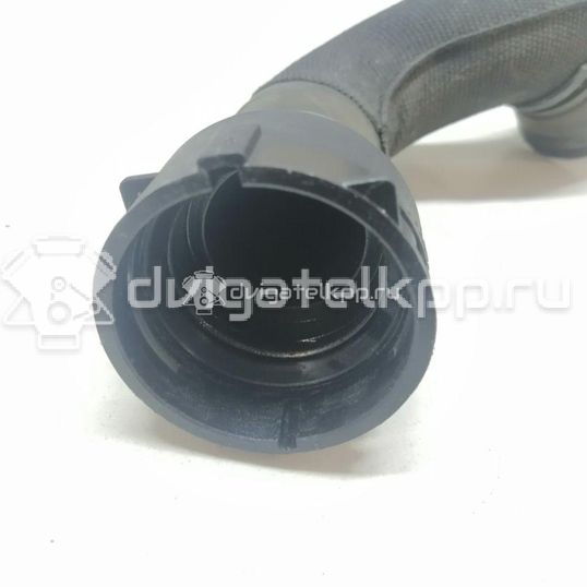 Фото Патрубок радиатора  8k0121051c для audi A4 [B8]