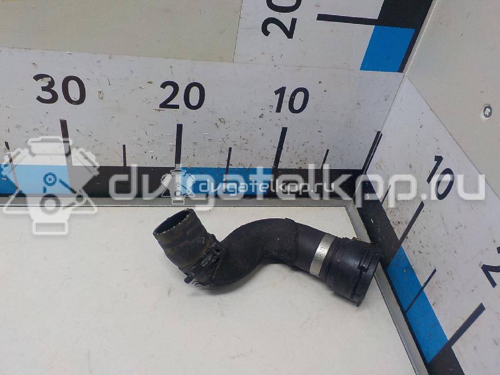 Фото Патрубок радиатора  8k0121051c для audi A4 [B8] {forloop.counter}}