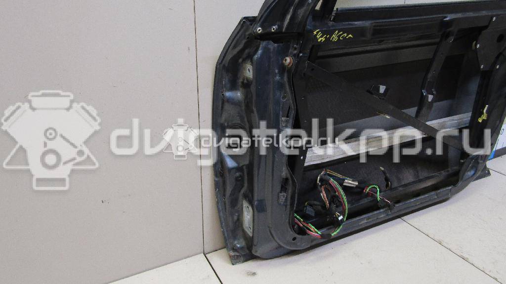 Фото Дверь передняя правая  4B0831052D для Audi A6 {forloop.counter}}