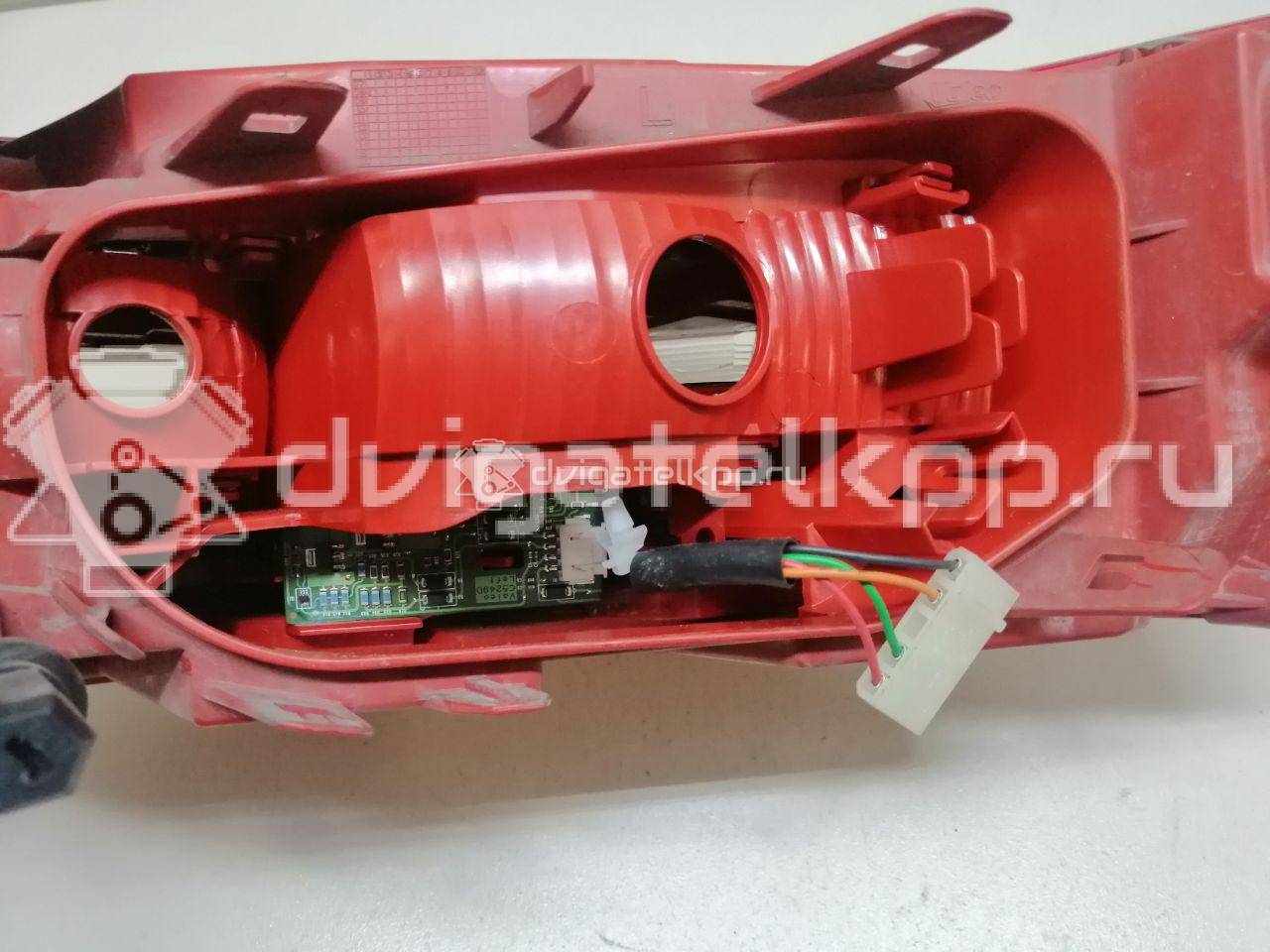 Фото Фонарь задний наружный левый  4F5945095J для Audi A6 {forloop.counter}}