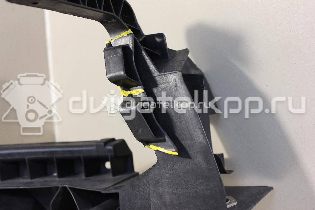 Фото Кронштейн фар левый  8r0805607 для Audi Q5 {forloop.counter}}