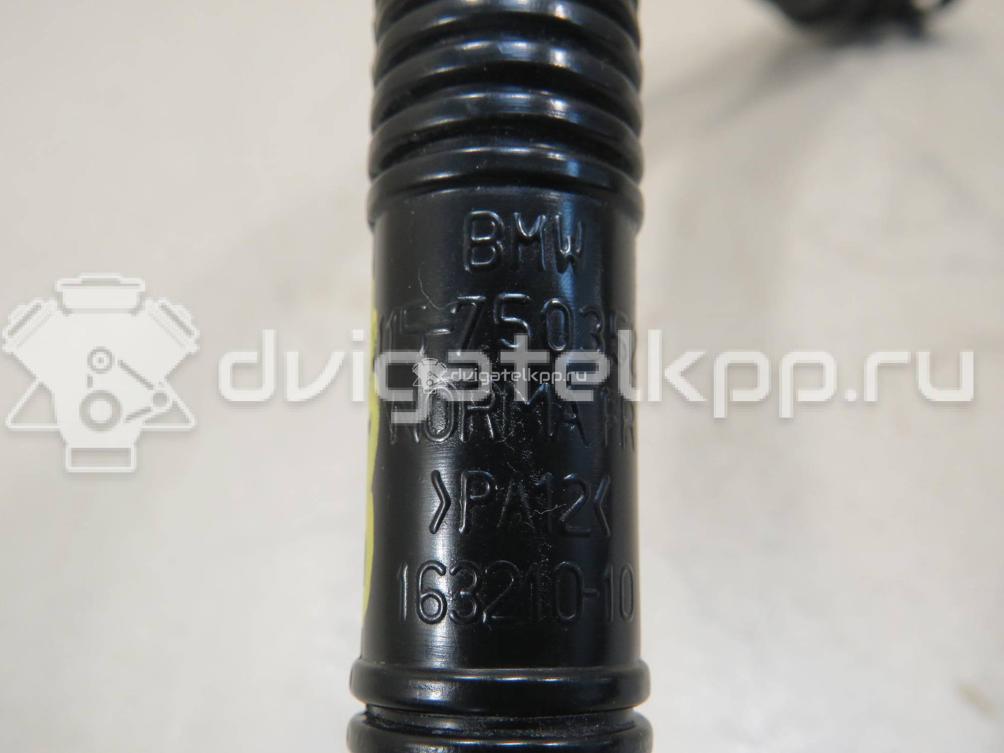 Фото Шланг вентиляции картер. газов  11157503523 для Bmw 3 / 5 / 1 / X3 / Z4 {forloop.counter}}