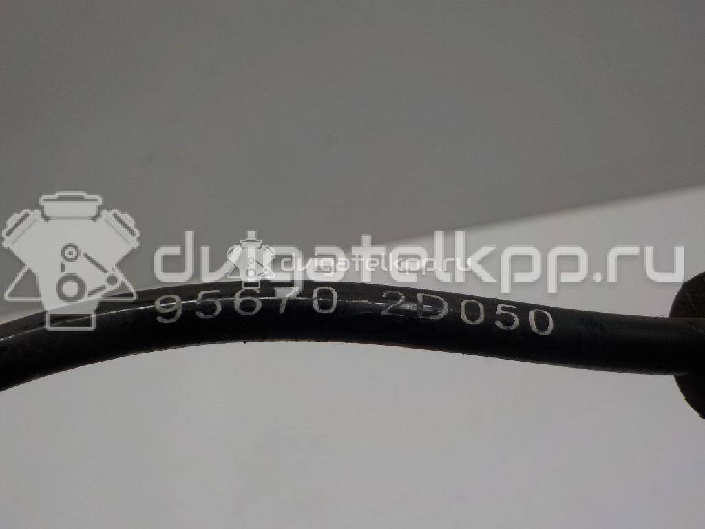 Фото Датчик ABS передний левый  956702D050 для Hyundai Lantra / Elantra {forloop.counter}}