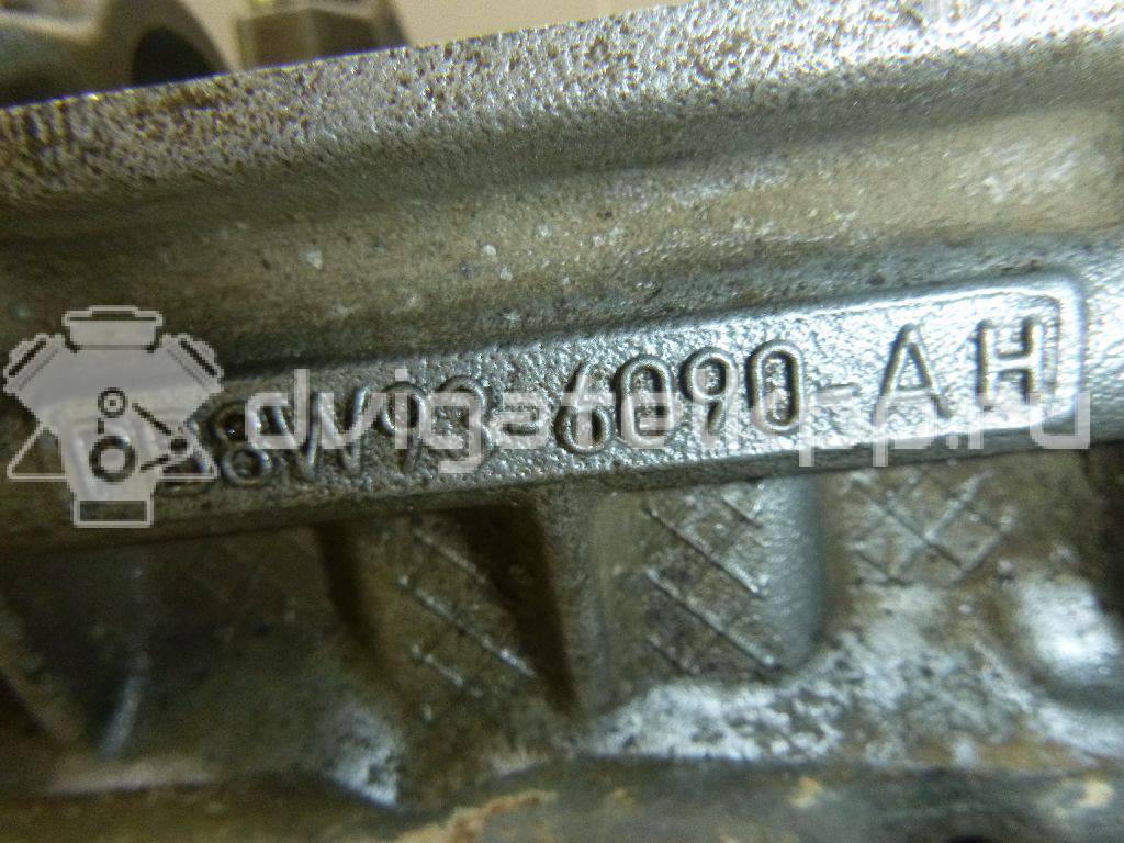 Фото Головка блока  LR011265 для Jaguar / Land Rover {forloop.counter}}