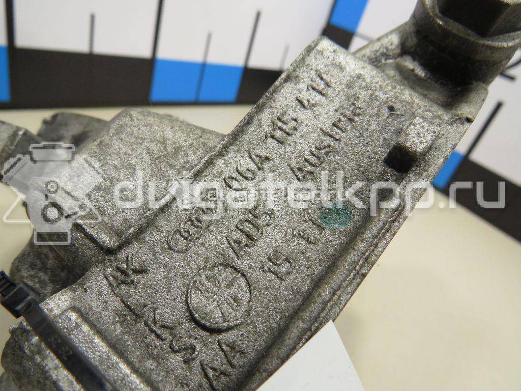 Фото Кронштейн масляного фильтра для двигателя AWM для Volkswagen / Audi 170 л.с 20V 1.8 л бензин 06A115417 {forloop.counter}}