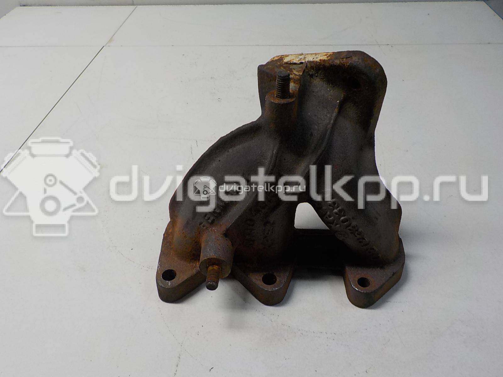 Фото Коллектор выпускной для двигателя AAA для Volkswagen Vento 1H2 / Golf / Jetta / Corrado 53I 174 л.с 12V 2.8 л бензин 021253032E {forloop.counter}}