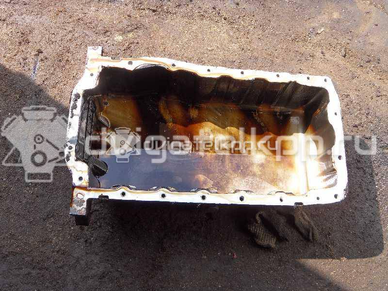 Фото Поддон масляный двигателя для двигателя AKL для Volkswagen / Seat 101 л.с 8V 1.6 л бензин {forloop.counter}}
