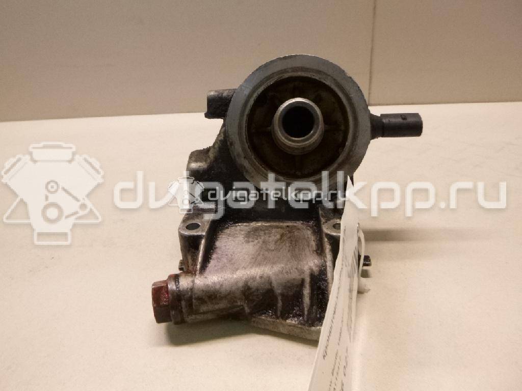 Фото Кронштейн масляного фильтра для двигателя AWM для Volkswagen / Audi 170 л.с 20V 1.8 л бензин 06A115417 {forloop.counter}}