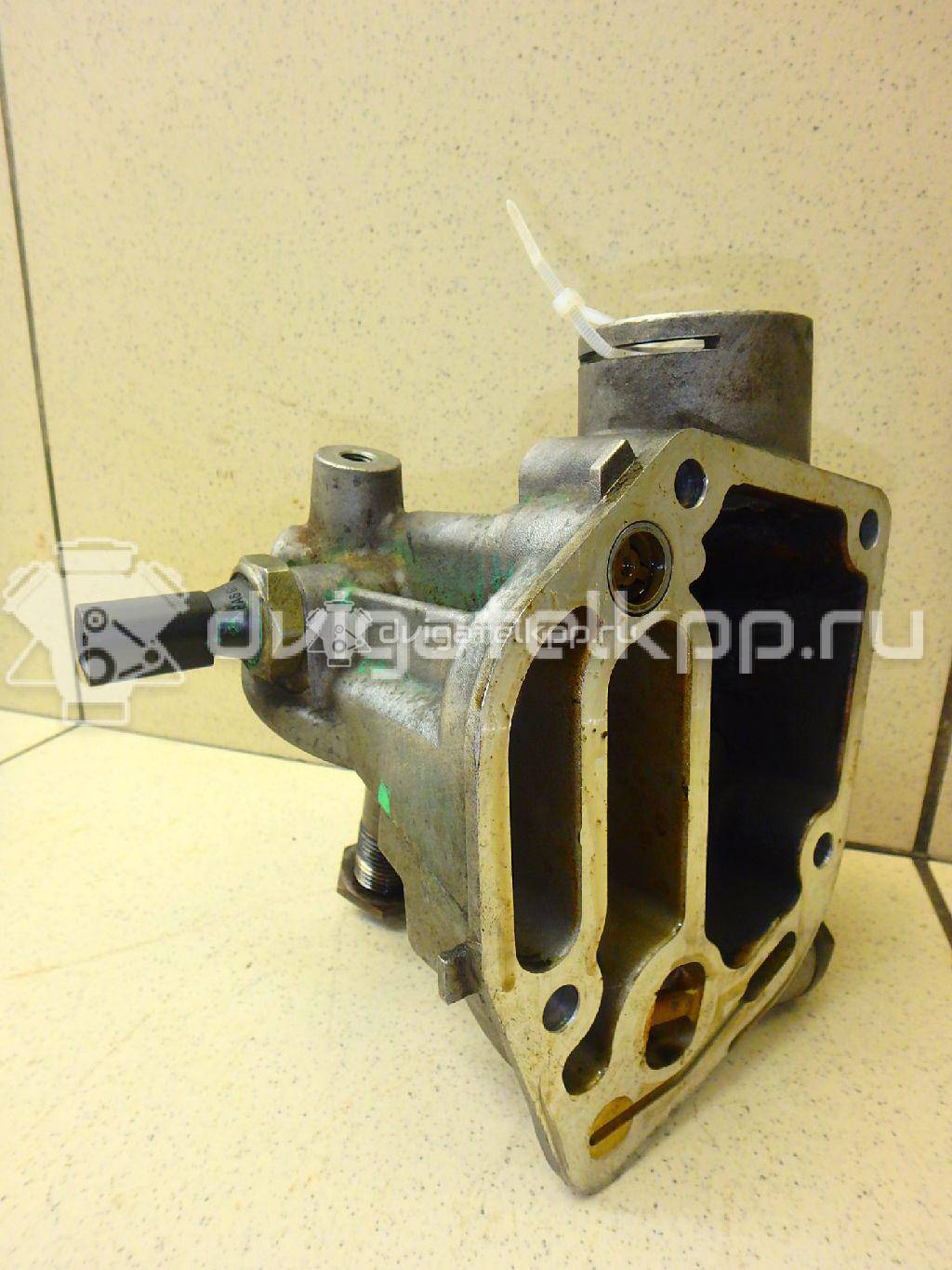 Фото Кронштейн масляного фильтра для двигателя AWM для Volkswagen / Audi 170 л.с 20V 1.8 л бензин 06A115417 {forloop.counter}}