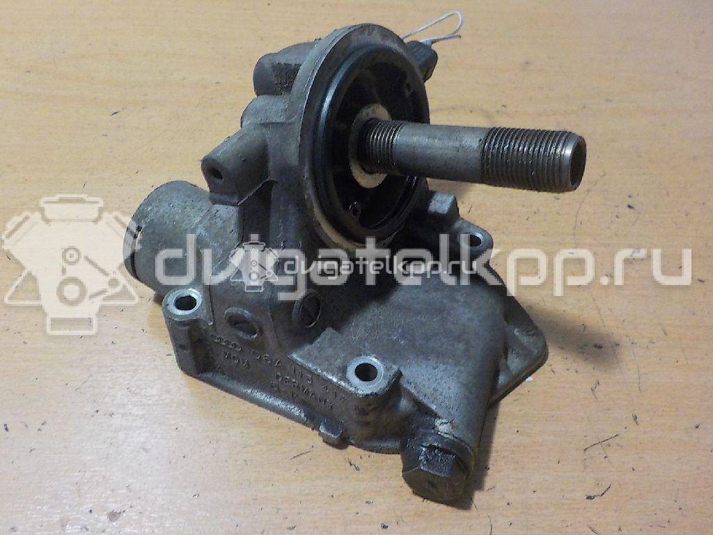 Фото Кронштейн масляного фильтра для двигателя AWM для Volkswagen / Audi 170 л.с 20V 1.8 л бензин 06A115417 {forloop.counter}}