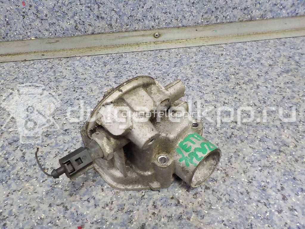 Фото Кронштейн масляного фильтра для двигателя AWM для Volkswagen / Audi 170 л.с 20V 1.8 л бензин 06A115417 {forloop.counter}}