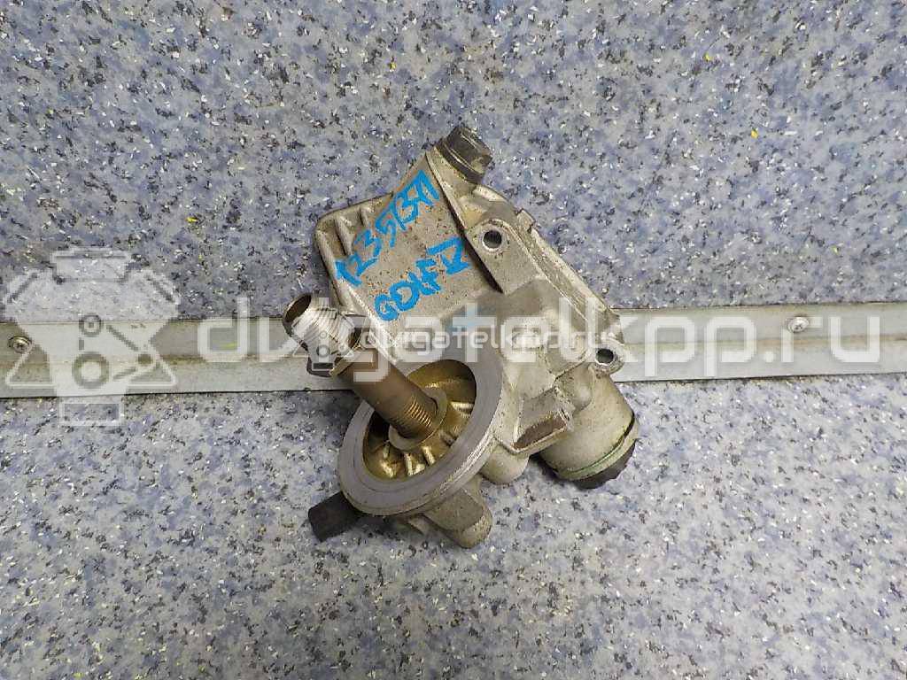 Фото Кронштейн масляного фильтра для двигателя AWM для Volkswagen / Audi 170 л.с 20V 1.8 л бензин 06A115417 {forloop.counter}}