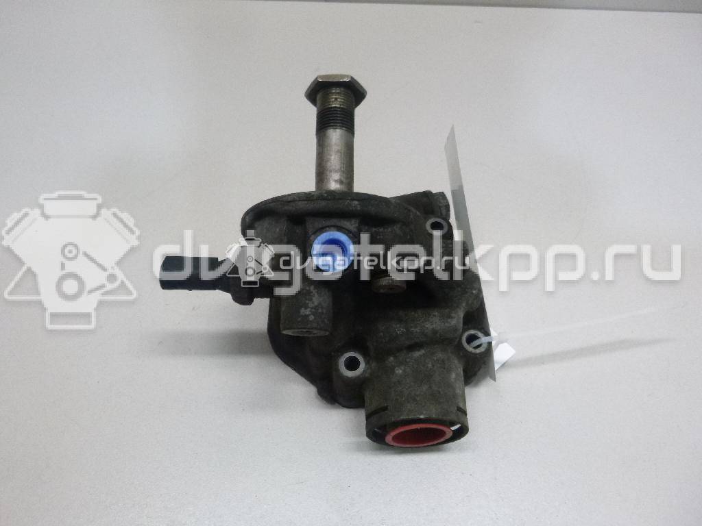 Фото Кронштейн масляного фильтра для двигателя AWM для Volkswagen / Audi 170 л.с 20V 1.8 л бензин 06A115417 {forloop.counter}}
