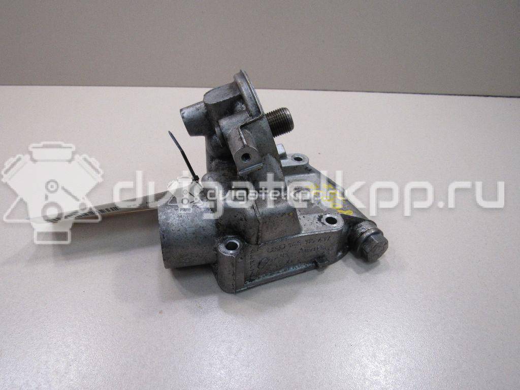 Фото Кронштейн масляного фильтра для двигателя AWM для Volkswagen / Audi 170 л.с 20V 1.8 л бензин 06A115417 {forloop.counter}}