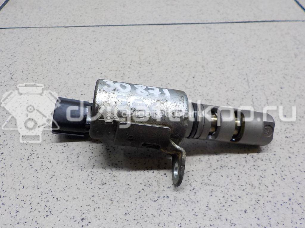 Фото Клапан электромагн. изменения фаз ГРМ  2003597 для Ford Fiesta / Focus / C-Max / Galaxy / Grand {forloop.counter}}