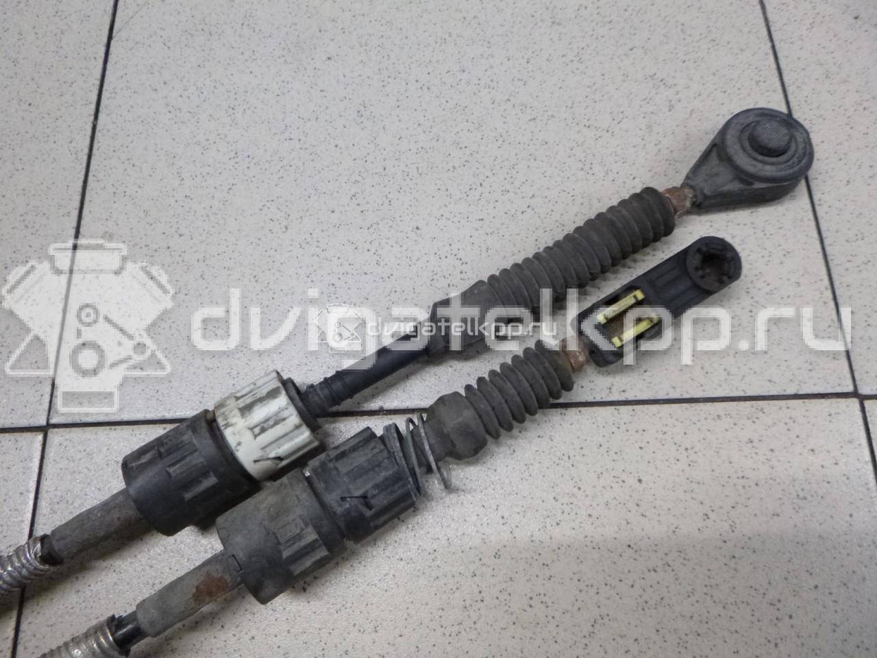 Фото Трос КПП  1402891 для Ford Focus {forloop.counter}}