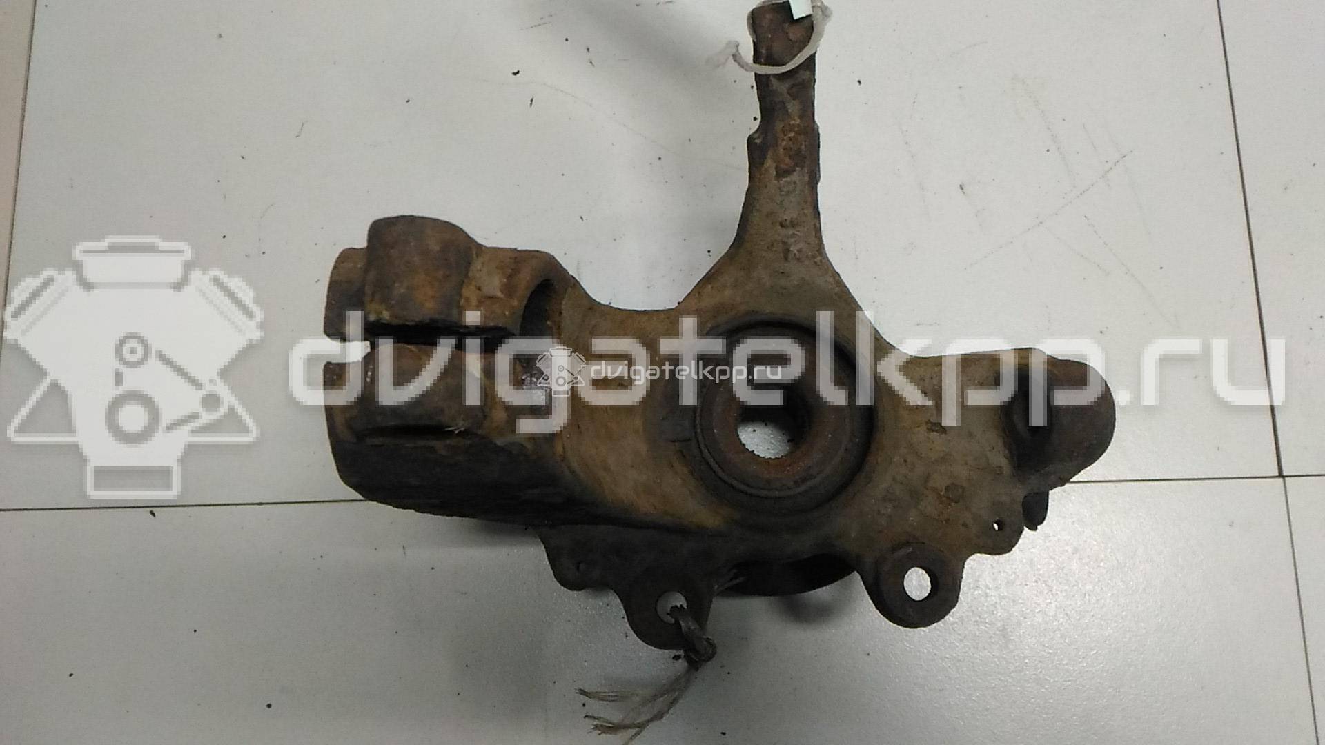 Фото Кулак поворотный передний правый  1477861 для Ford Focus {forloop.counter}}