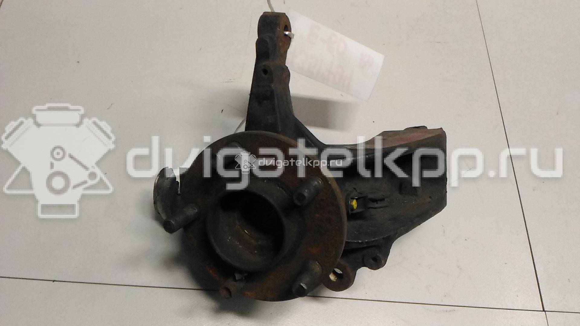 Фото Кулак поворотный передний правый  1477861 для Ford Focus {forloop.counter}}