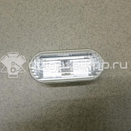 Фото Повторитель на крыло белый  1336185 для Ford Fiesta / Focus / C-Max / Fusion Ju