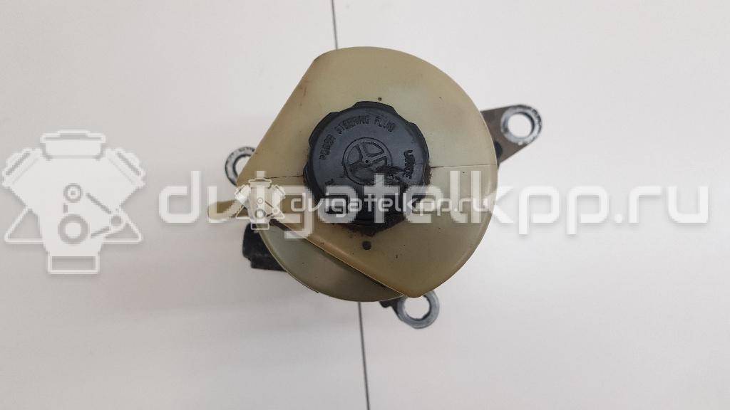 Фото Насос гидроусилителя  1743471 для Ford Fiesta / Focus / Kuga / C-Max {forloop.counter}}