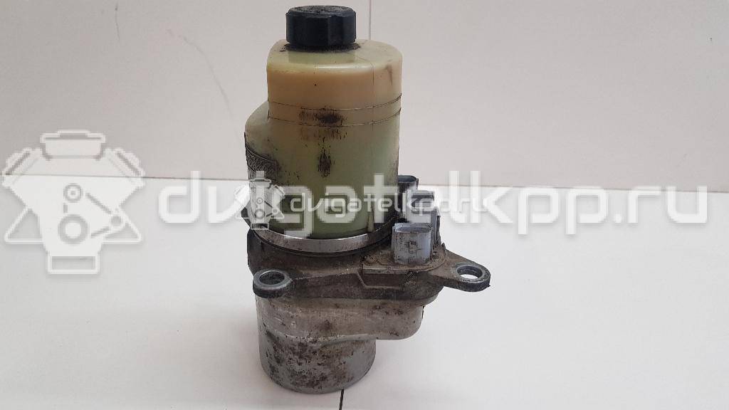 Фото Насос гидроусилителя  1743471 для Ford Fiesta / Focus / Kuga / C-Max {forloop.counter}}