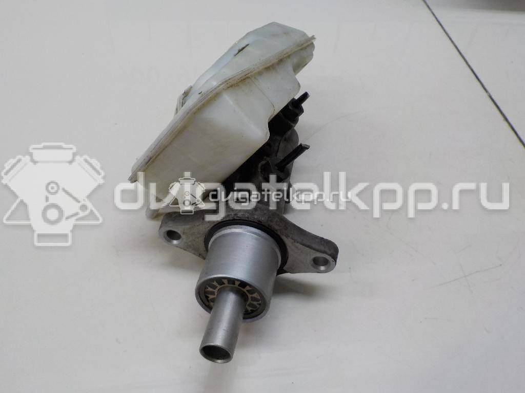 Фото Цилиндр тормозной главный  1689827 для Ford Focus / Kuga / C-Max {forloop.counter}}