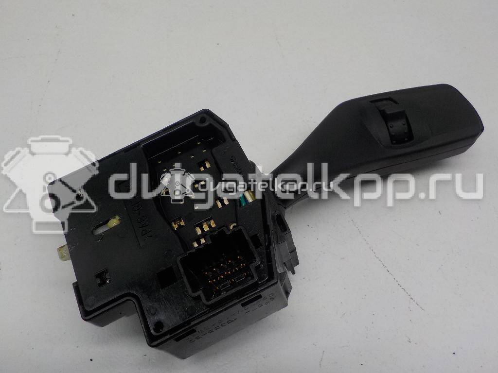 Фото Переключатель поворотов подрулевой  1362588 для Ford Focus {forloop.counter}}