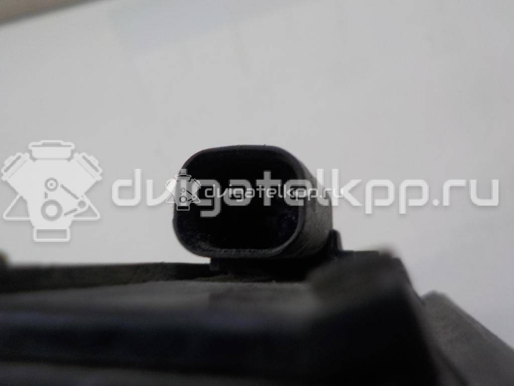 Фото Кнопка открывания багажника  1857333 для Ford Fiesta / Focus / C-Max / Galaxy / Kuga {forloop.counter}}