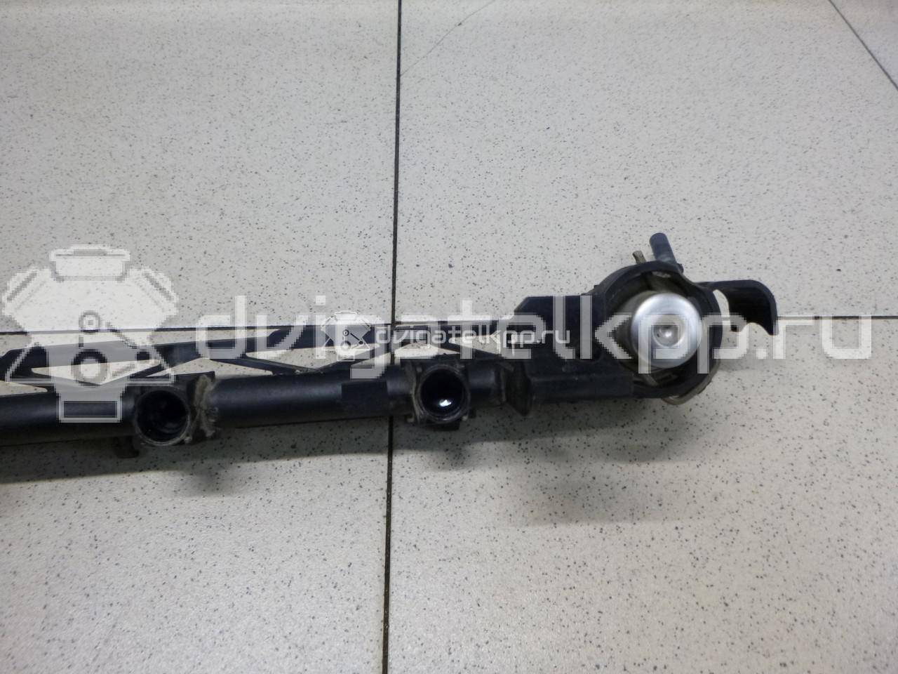 Фото Рейка топливная (рампа)  1804263 для ford C-MAX {forloop.counter}}