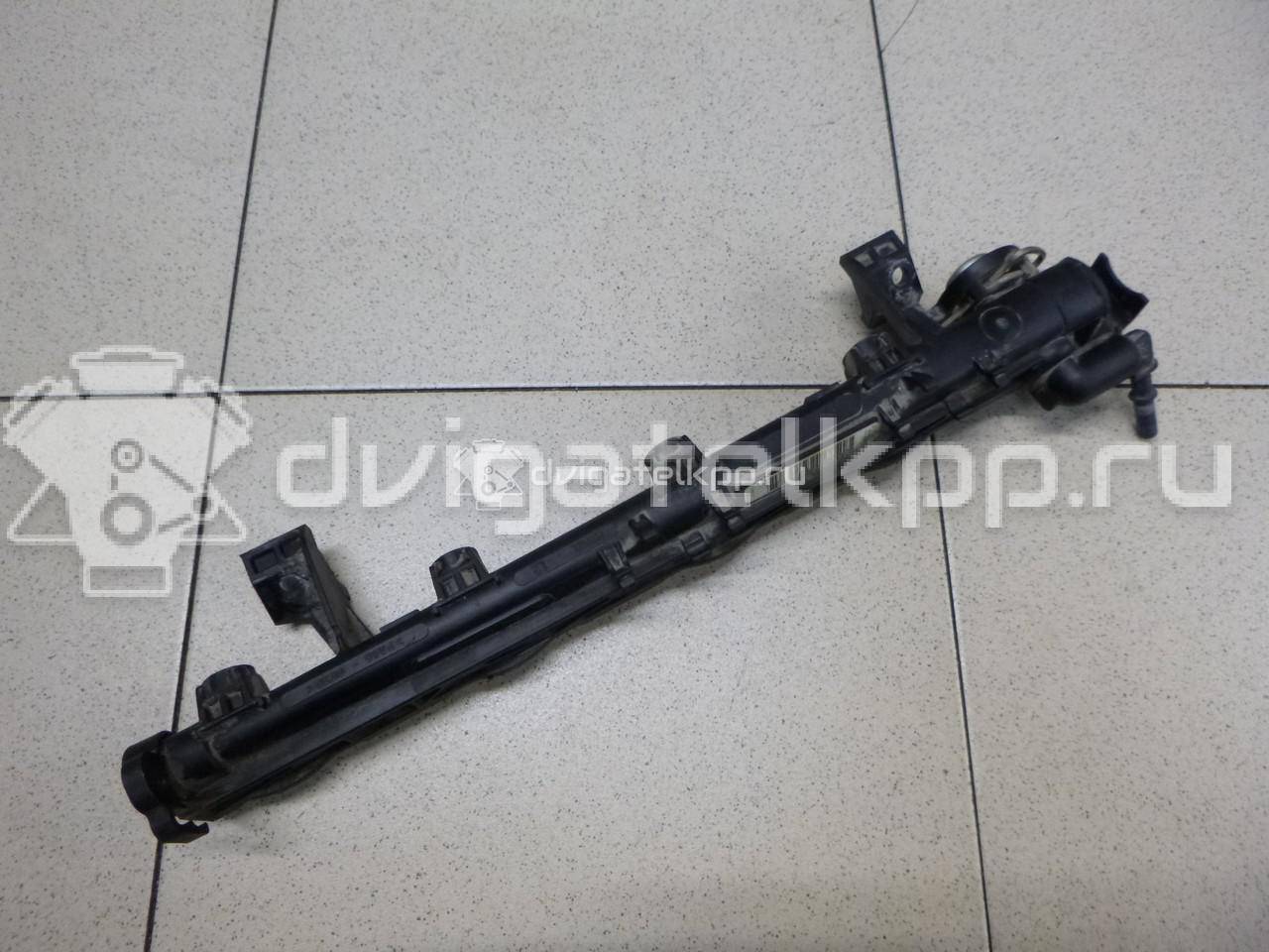 Фото Рейка топливная (рампа)  1804263 для ford C-MAX {forloop.counter}}