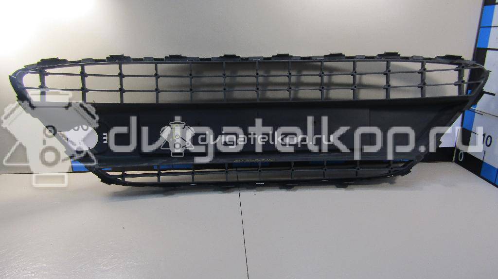 Фото Решетка в бампер центральная  1766625 для Ford Fiesta {forloop.counter}}