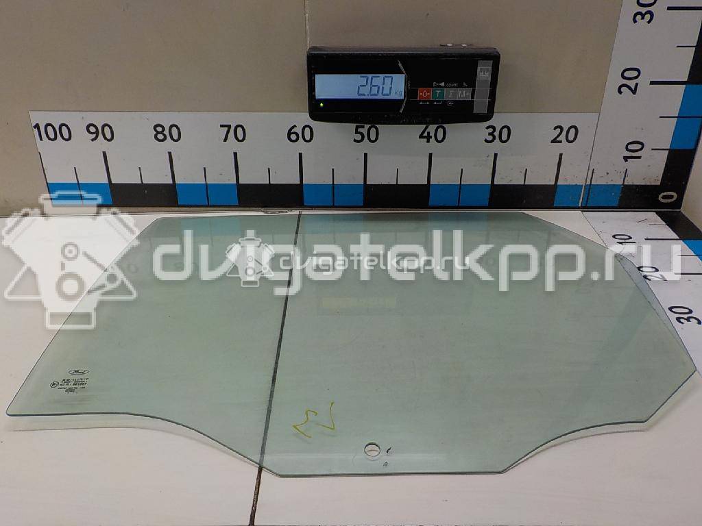 Фото Стекло двери задней левой  1098793 для Ford Focus {forloop.counter}}