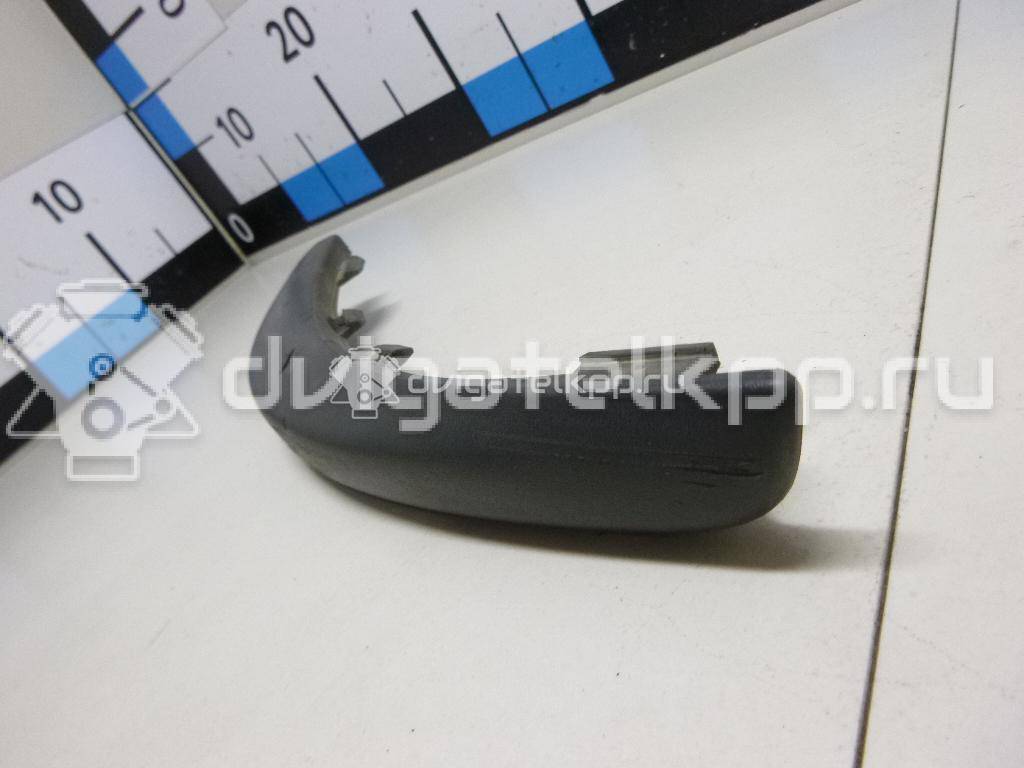 Фото Накладка заднего бампера правая  1356652 для Ford Focus {forloop.counter}}