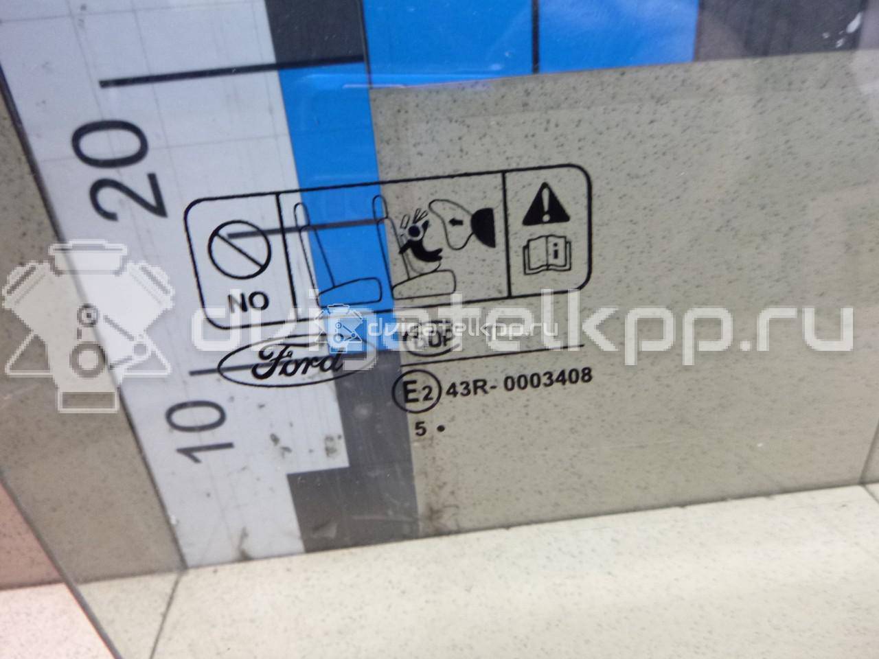 Фото Стекло двери передней правой  1342622 для Ford Focus {forloop.counter}}