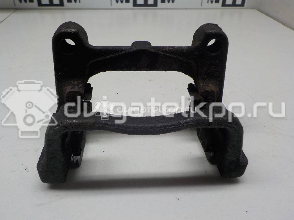 Фото Скоба суппорта заднего  1460288 для Ford Focus / Galaxy / Kuga / S-Max / Mondeo {forloop.counter}}