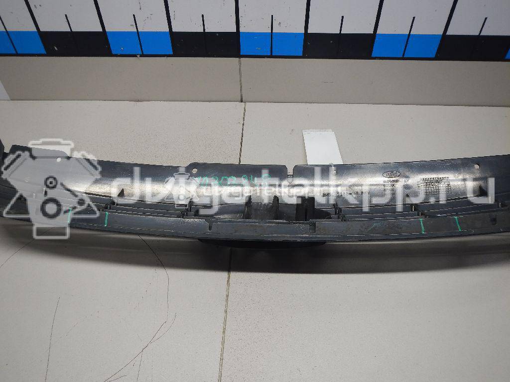 Фото Решетка радиатора  1676410 для Ford Focus {forloop.counter}}