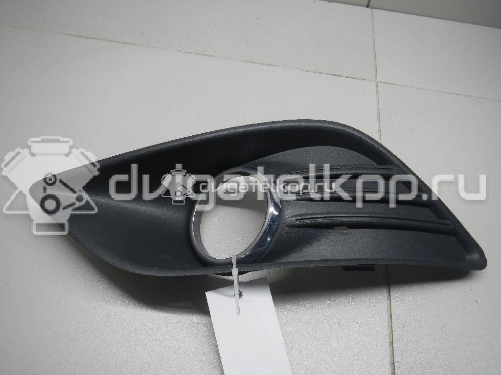 Фото Решетка в бампер левая  1528561 для Ford Focus {forloop.counter}}