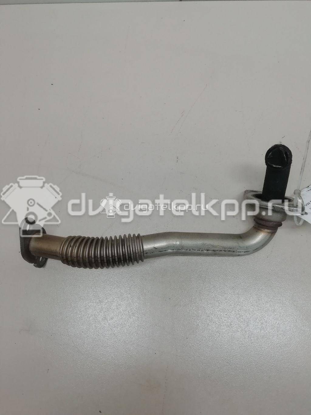 Фото Трубка картерных газов для двигателя BLF для Volkswagen Passat / Eos 1F7, 1F8 / Jetta / Golf 115 л.с 16V 1.6 л бензин 03C131521T {forloop.counter}}